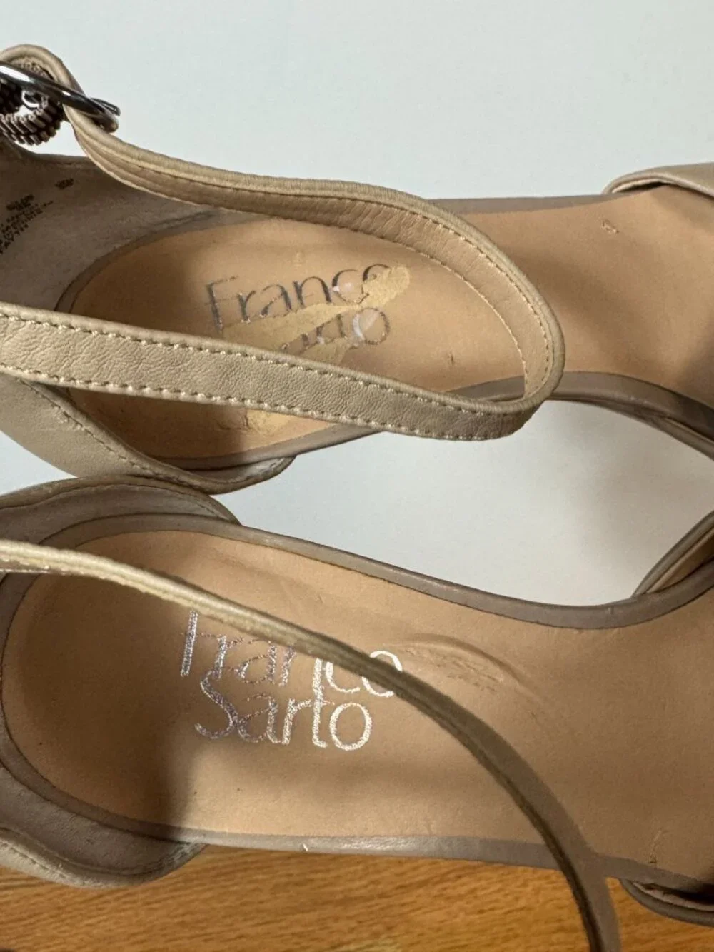 Franco Sarto Fayth Beige Pointed Toe Leather Wedge Heels Size 9